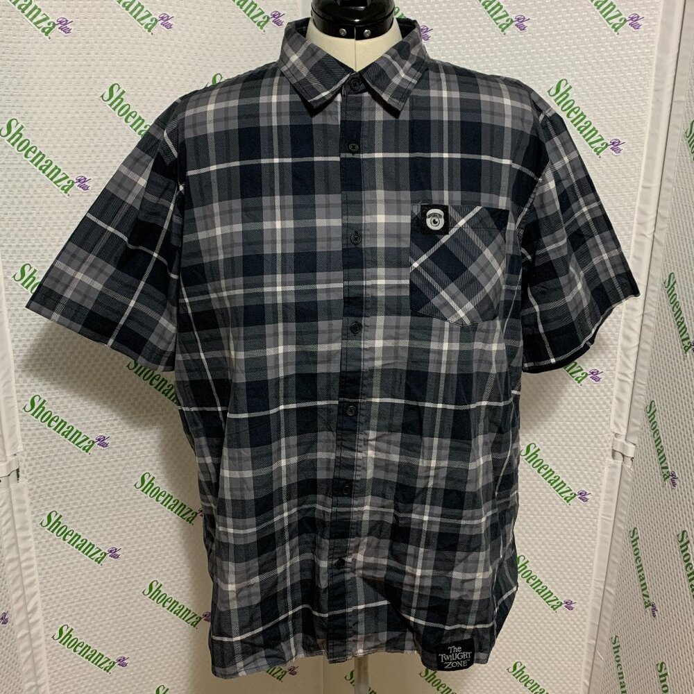 Middle Of Beyond Button Down Shirt The Twilight Zone MOB Plaid Gray Mens M